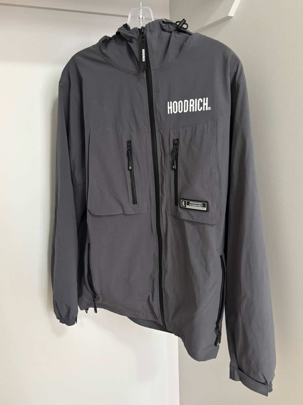Hoodrich windbreaker mens size medium